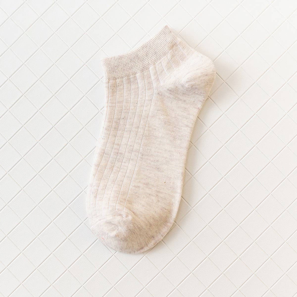 ACCITY - Wholesale Socks - Women's - INSTEP VERTICAL WRINKLE ANKLE SOCKS_CWMS0903