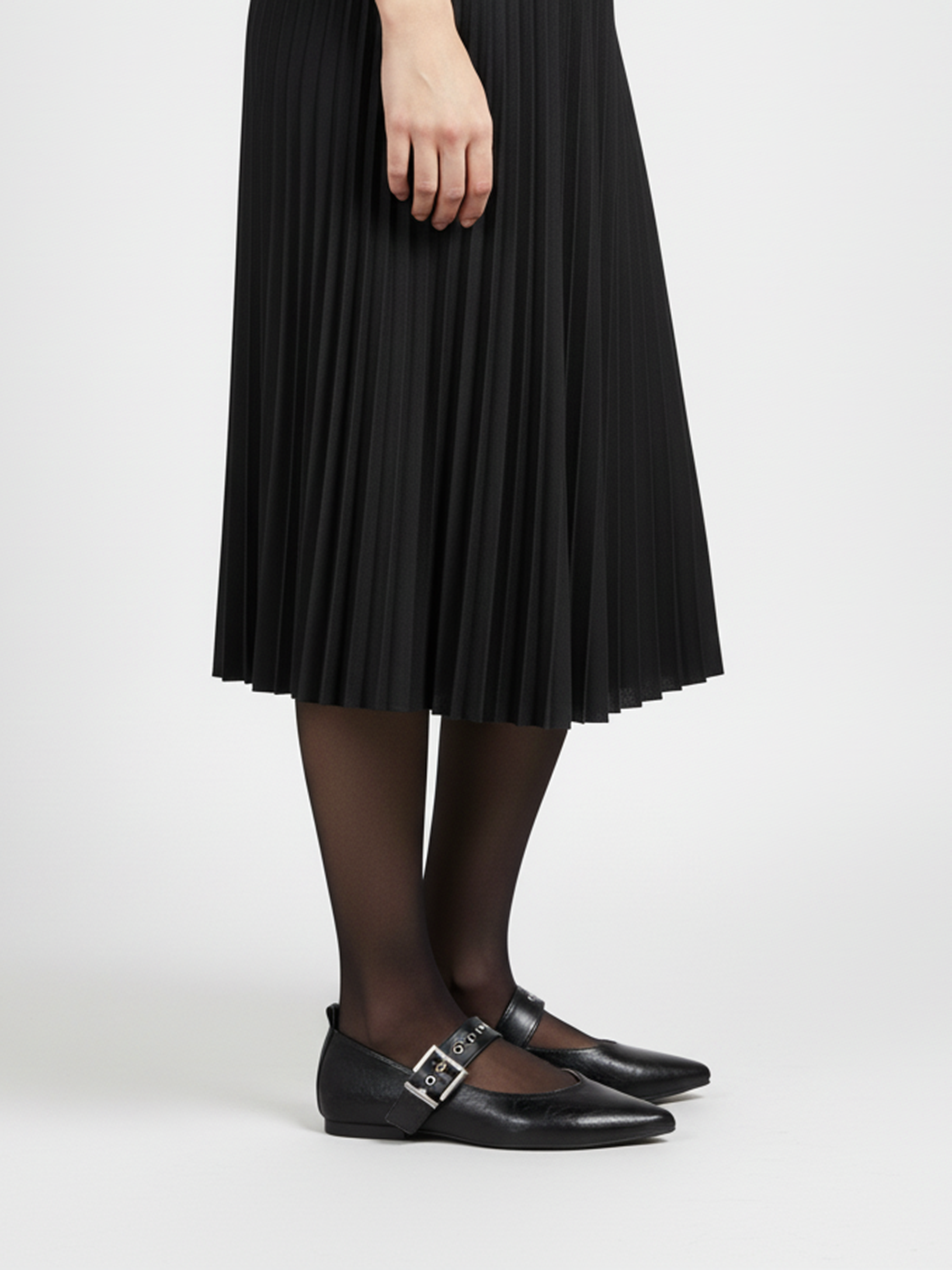 CEREZA - Vente Ballerines – femme - Ballerines pointues Mary Jane avec bride à boucle cloutée8