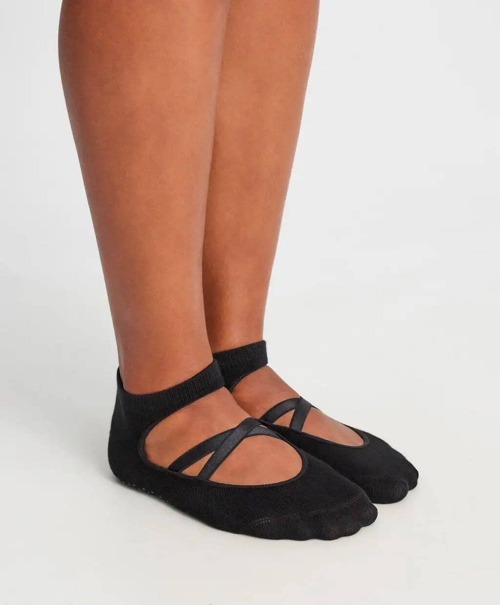 Belsize Activewear - Wholesale Socks - Women's - Yoga & Pilates grip socks bundle11