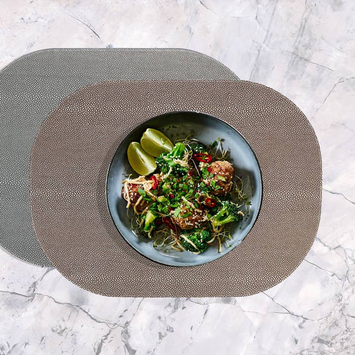 Signature Home Collection GmbH – Individuais por atacado – Conjunto de 6 jogos de mesa de couro sintético oval cinza marrom0