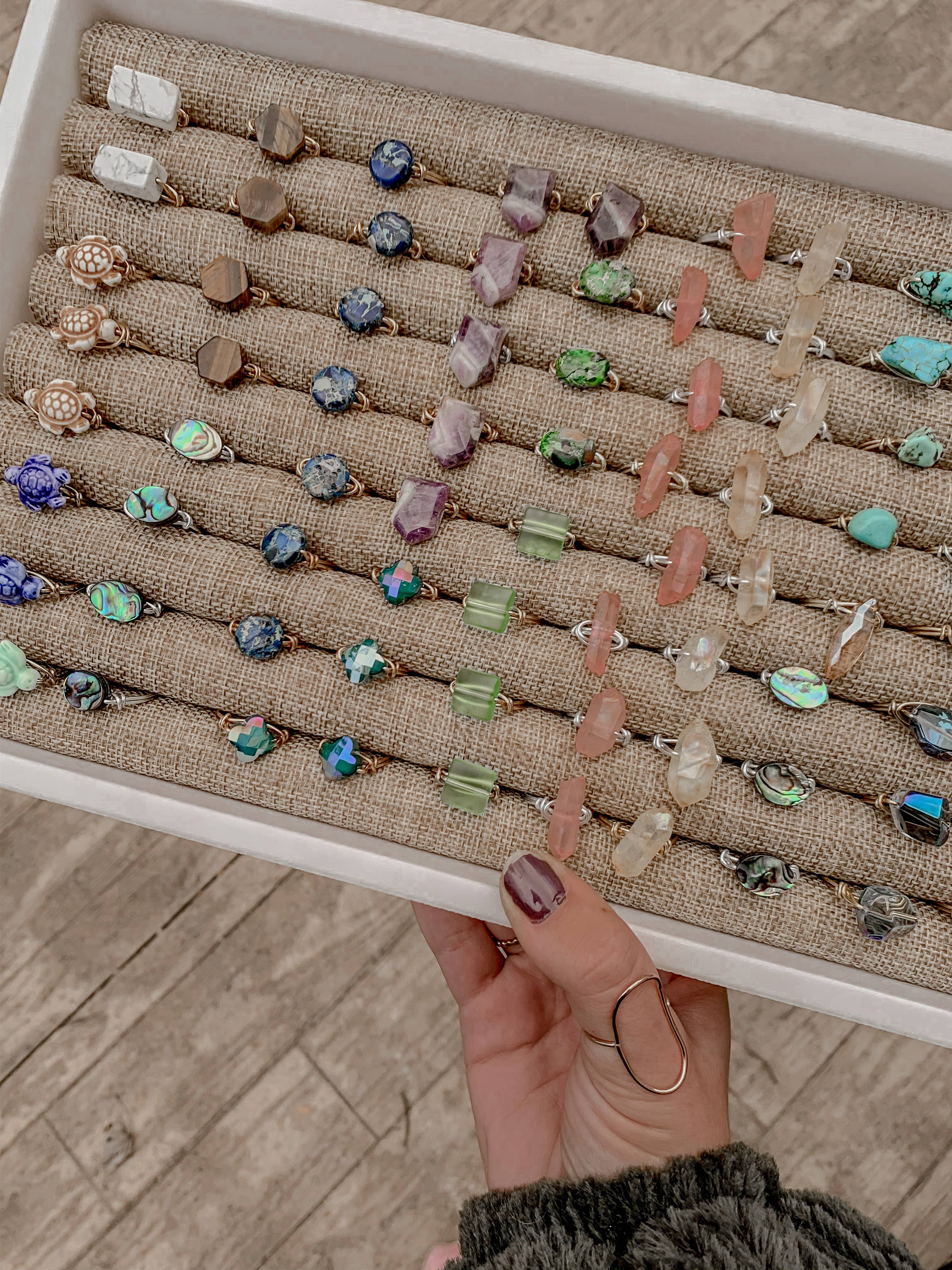 Bijoux Boutique LLC - Wholesale Jewelry Set - Assorted Crystal Rings - Half Tray1