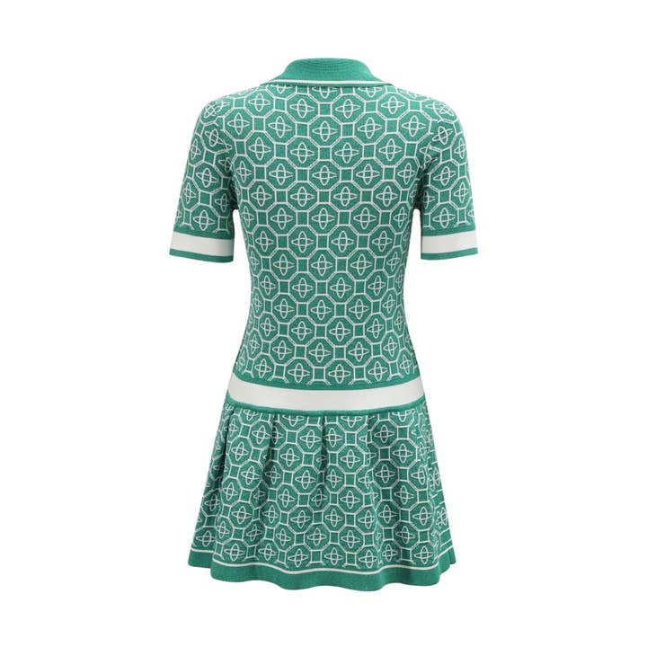 Verde Abito in Maglia 19Y con Bottoni di Perla e Finto Colletto Polo a V in vendita all'ingrosso su Faire4