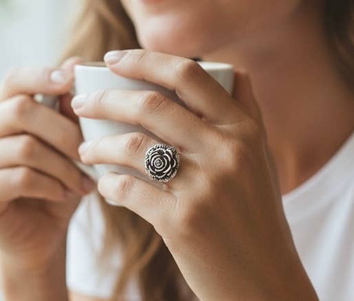 Quasar Gems USA - Vendita all'ingrosso Anello midi/a fascia - Fascia Anello Fiore Argento1