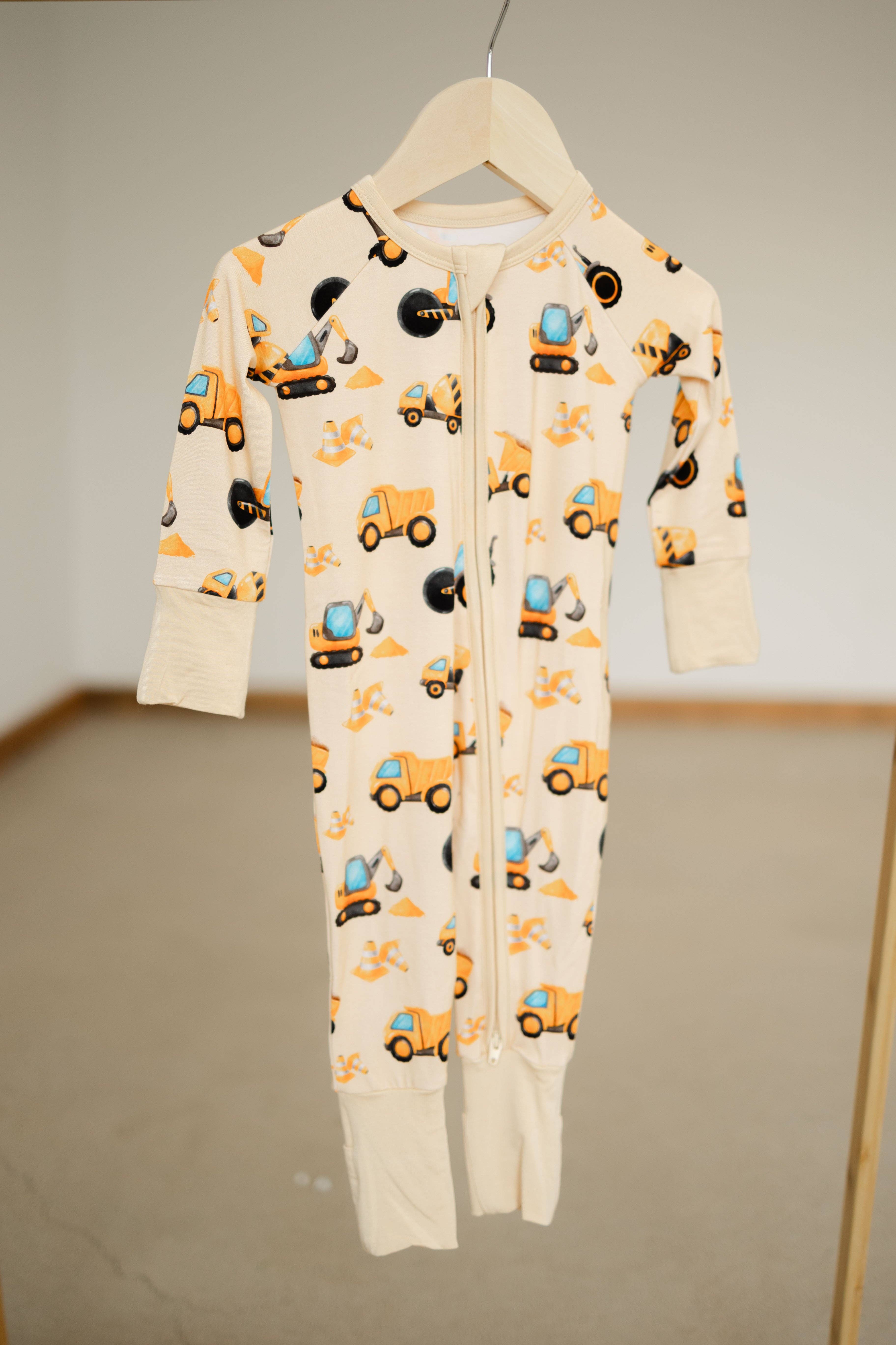 Tiny Snugs - Wholesale Sleepsuit - Baby - Dig It Zippy3