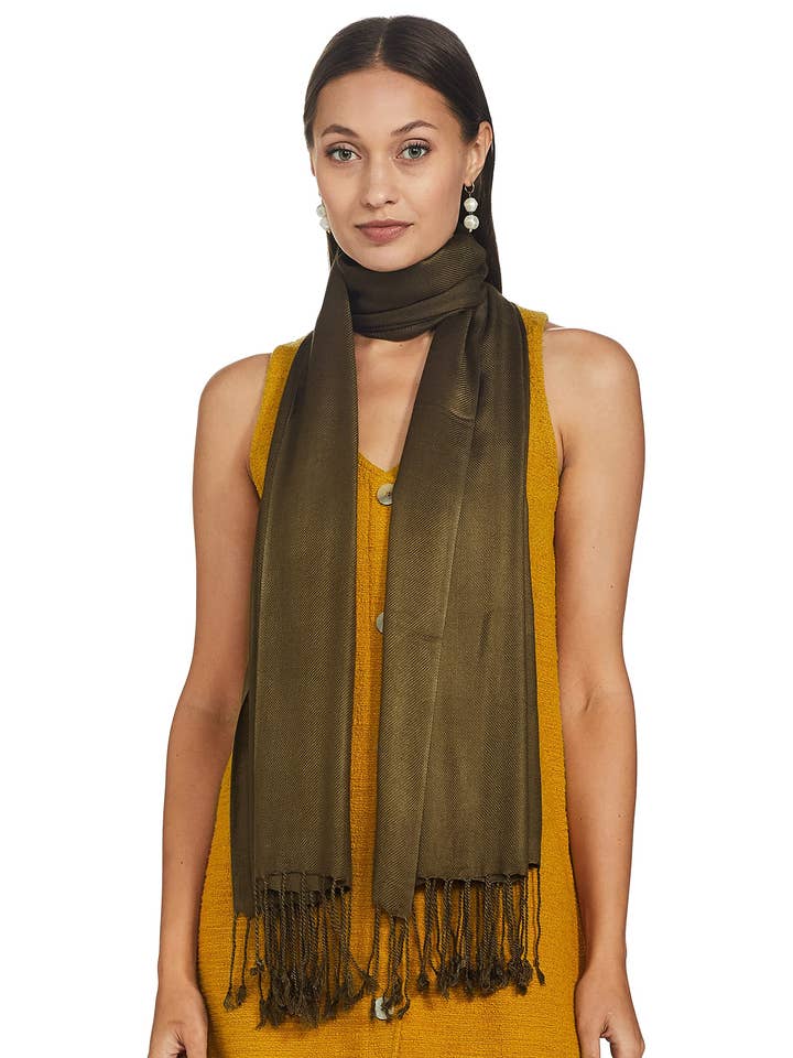 Schals in Olivgrün für den Großhandel von Ecogram