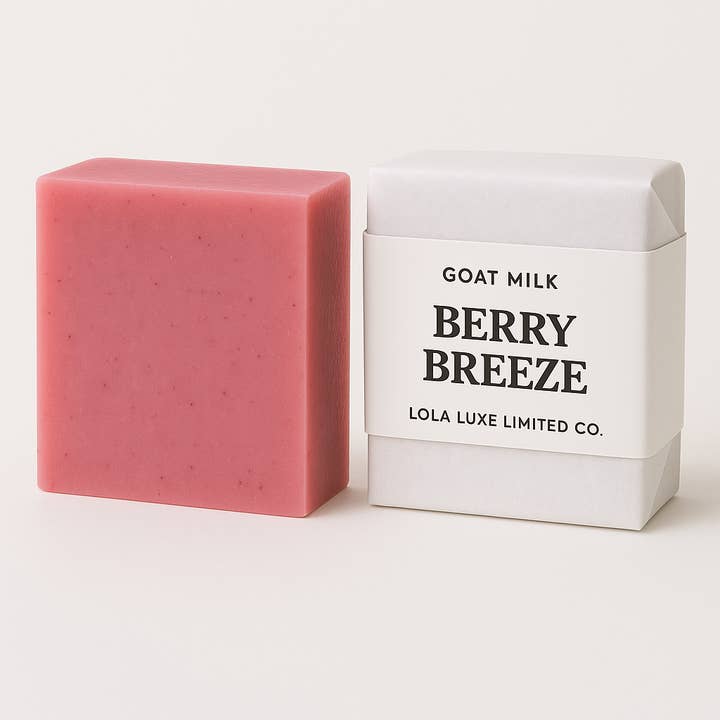 Berry Breeze - Savon artisanal parfumé aux baies mélangées pour la vente par Lola Luxe Limited Co.