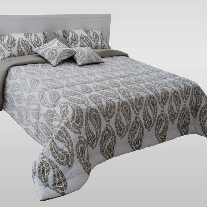 Cashmere Quilt for wholesale by Roberta Netti Home Design