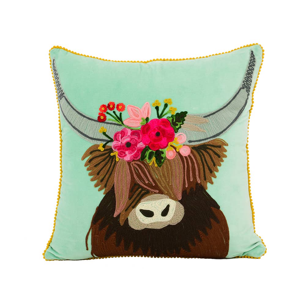 Karma Living – wholesale Throw/decorative pillow – 2ABCC20049_AQYL HIGHLAND COW CUSHION 18x18"