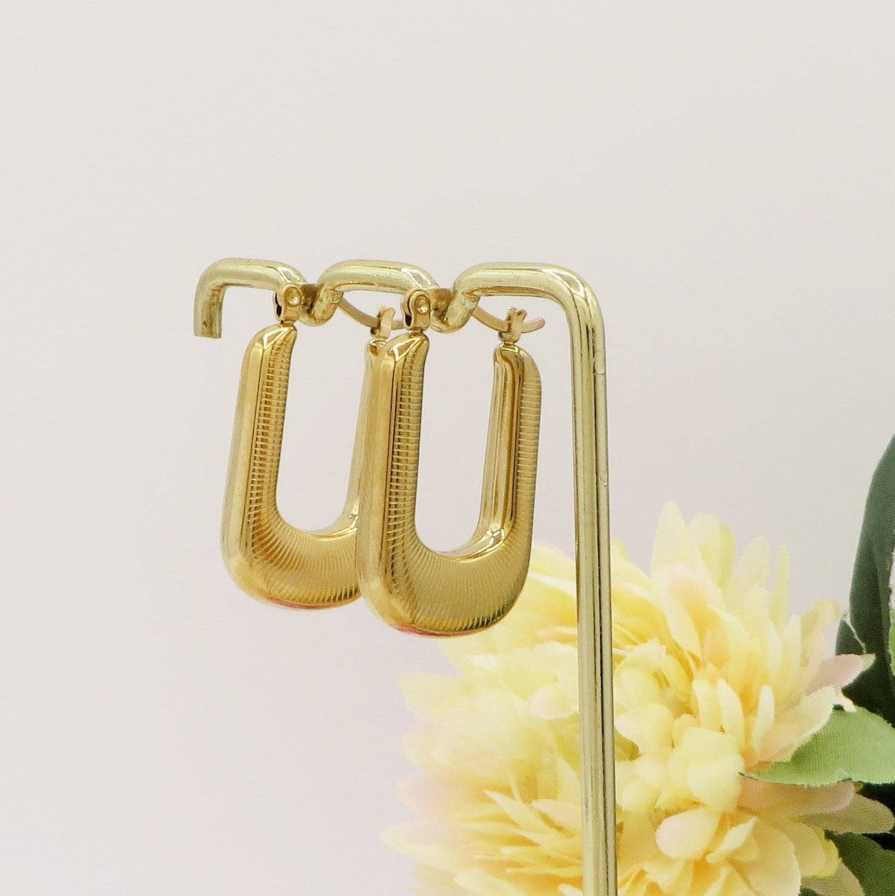 Daemon srls – wholesale Hoop-örhängen – CASSANDRA fyrkantiga hoops ~ Örhängen i ROSTFRITT STÅL0