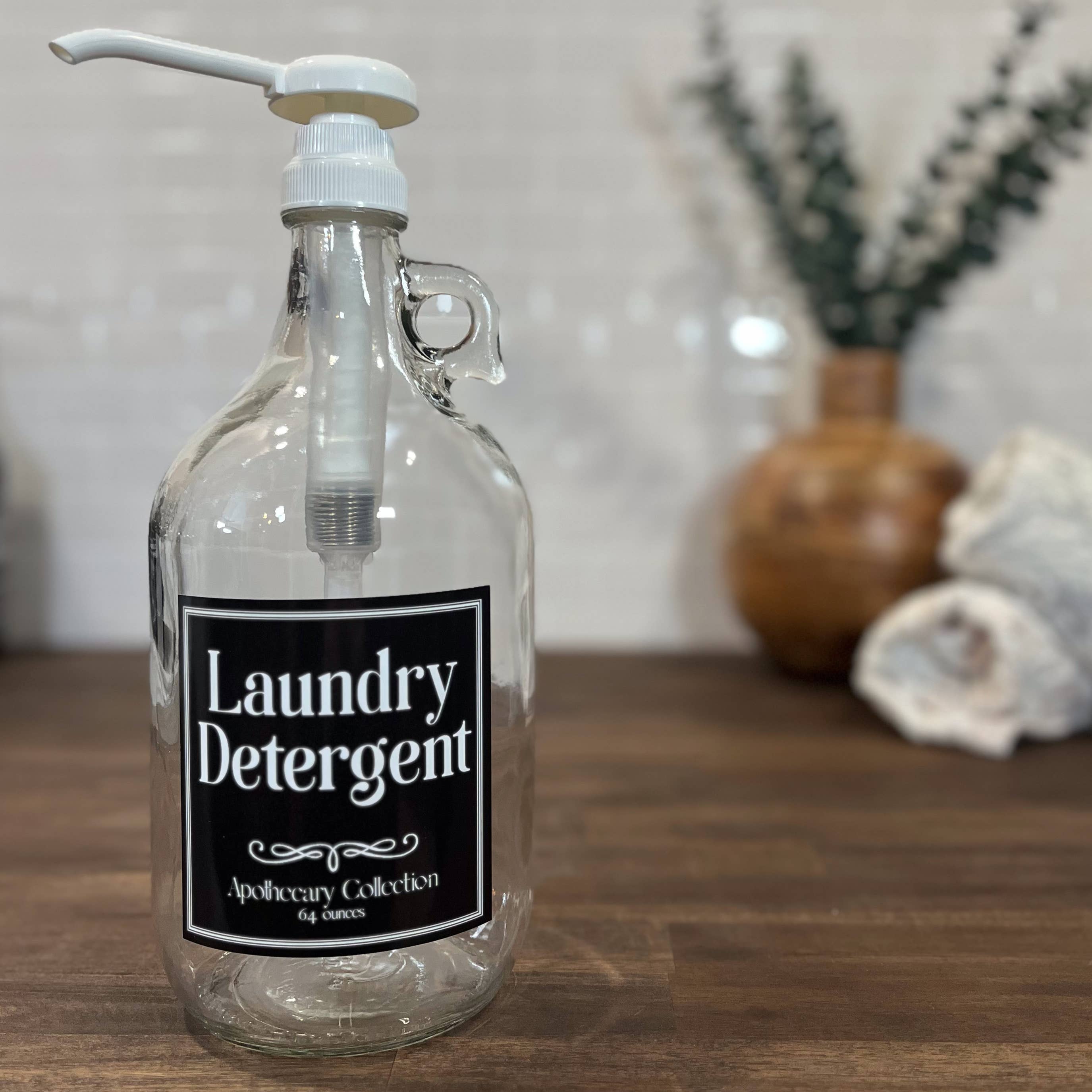 Blush Apothecary - Venta al por mayor Cápsulas/ polvos de detergente para ropa - Detergente para ropa botella de vidrio transparente de 64 onzas5