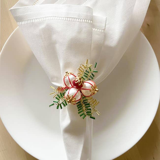 Fennco Styles - Wholesale Napkin ring - Hand-Beaded Pearl Flower Festive Napkin Ring1