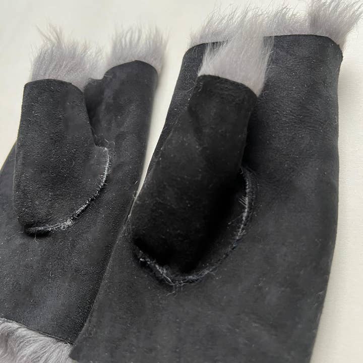 Wildash London - Wholesale Gloves - Men's - Men's Shearling Fingerless Reversible Sheepskin Gloves | Black