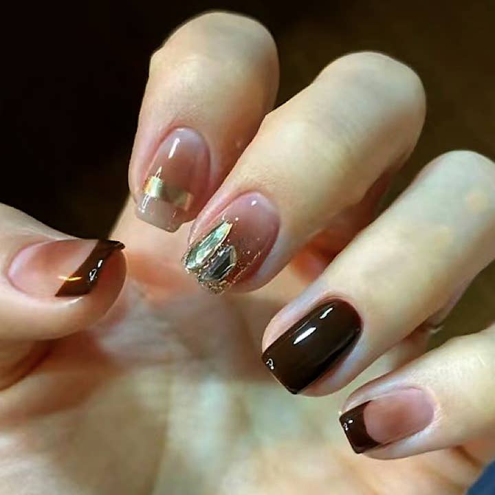 Kids Charm Online - Wholesale Press-On/Fake Nails - BEAUTIFUL WOMEN NAIL SET / 5 PIECE NAIL KIT. CHOOSE YOUR FAV7