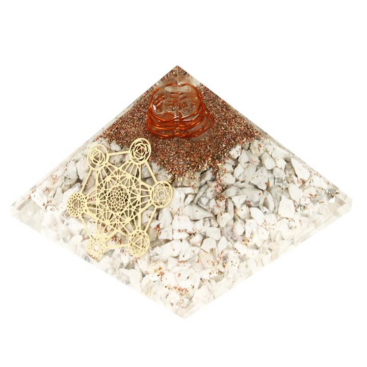 Artisans de Madagascar - Wholesale Spiritual Stone/Crystal - Metatron Orgonite Howlite Pyramid 7.5 cm1