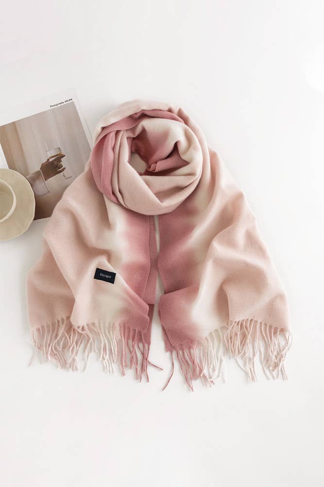 UNISHE - Wholesale Scarf - Women's - Gradient Color Fringe Scarf MOQ 3pcs ZK2142