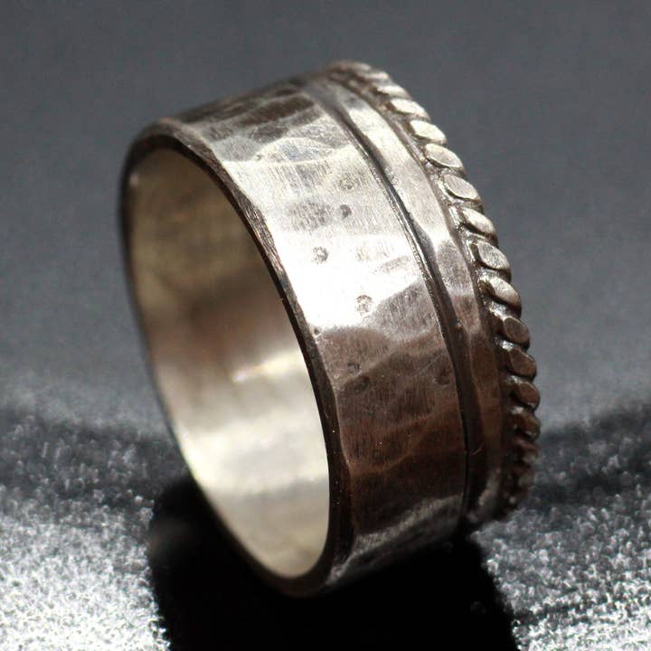 Anel “Torvi” em prata esterlina 925 por atacado de Etcaetera Création