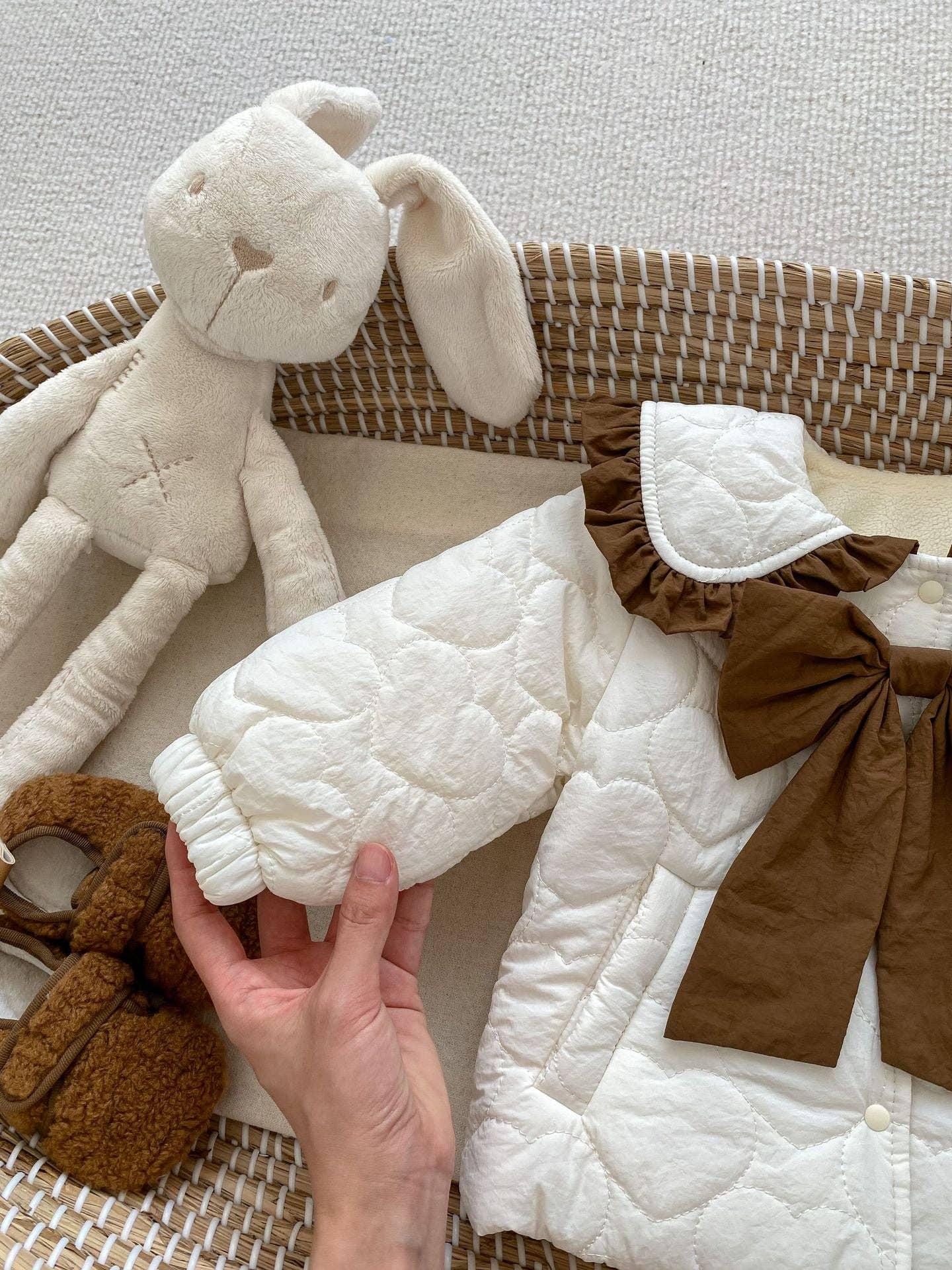 Beige Baby Girl Bow Tie Design Thickened Long Sleeves Cardigan Coat for wholesale on Faire6