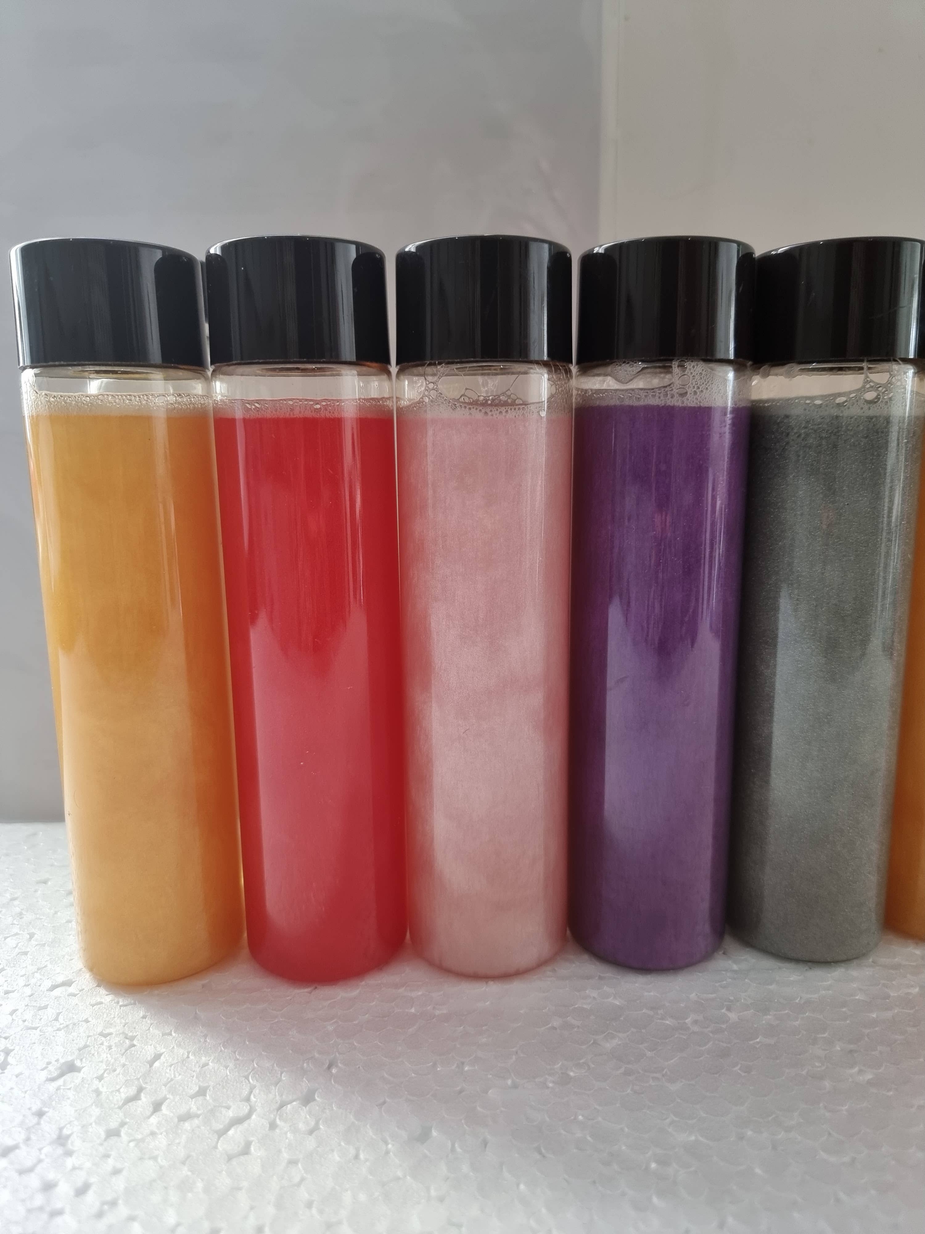 De Unique Fragrance – wholesale Bubble bath – Luxury BubbleBath Shimmering Gold4