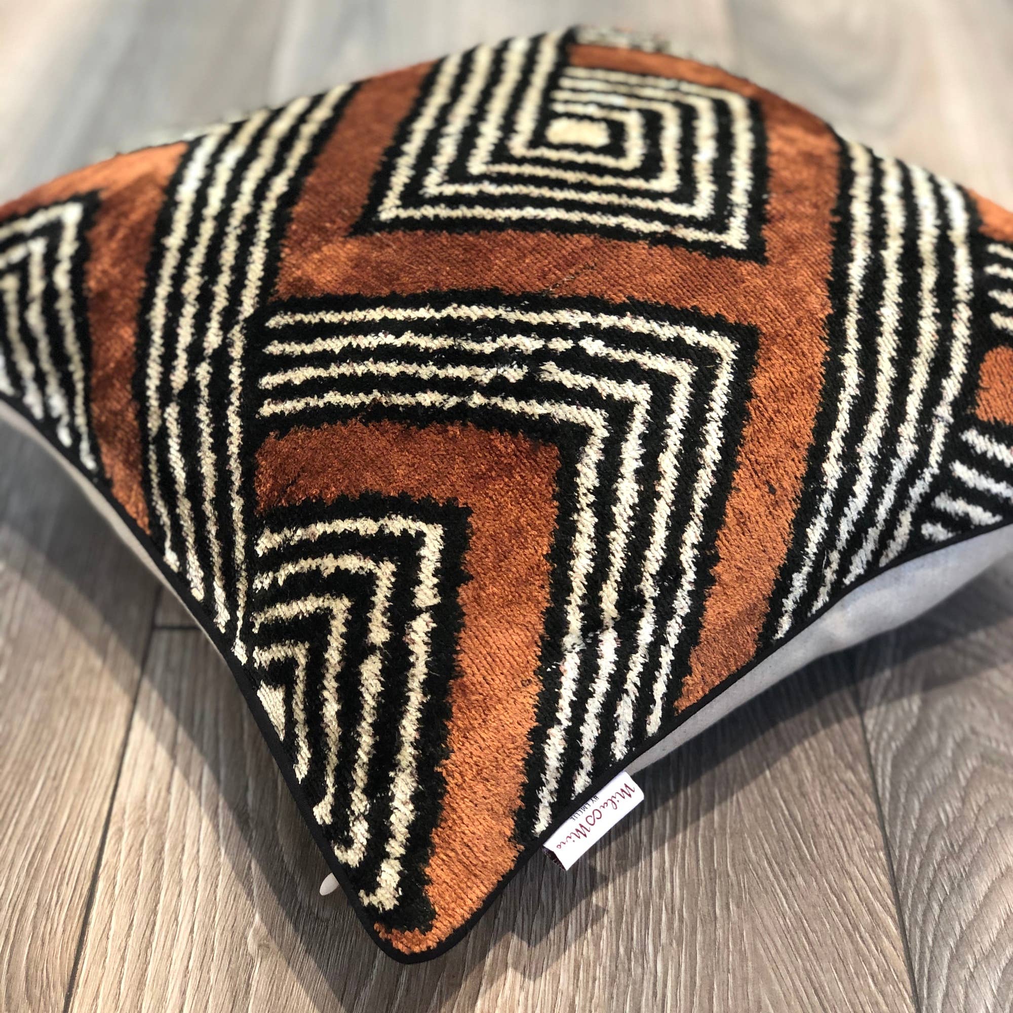 Mila∞Miro by Emelie - Wholesale Throw/Decorative Pillow - Velvet Ikat Cushion African Zulu | Velvet Ikat Pillow Cover1