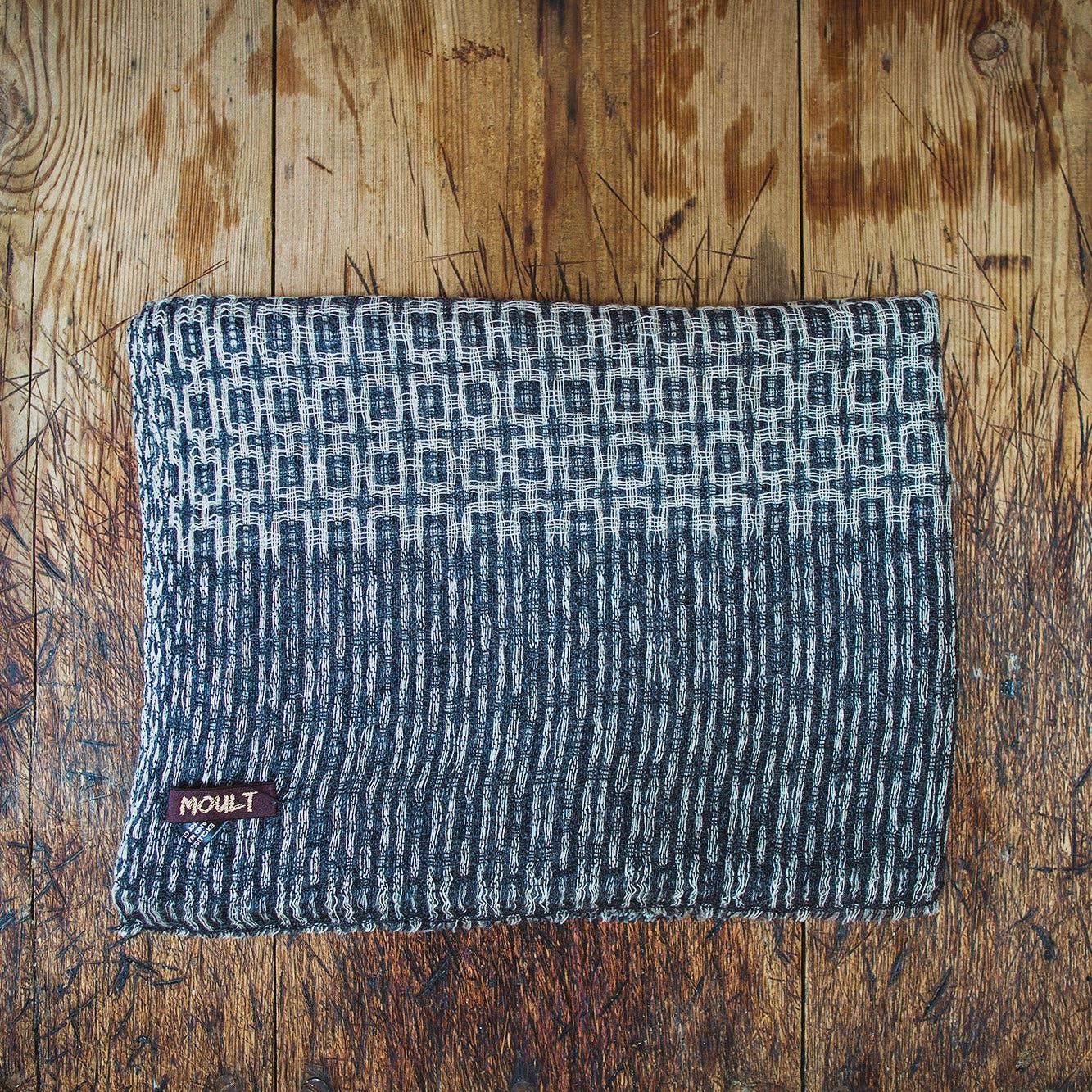 Moult - Wholesale Scarf - Women's - Black And Ivory Large Scarf1