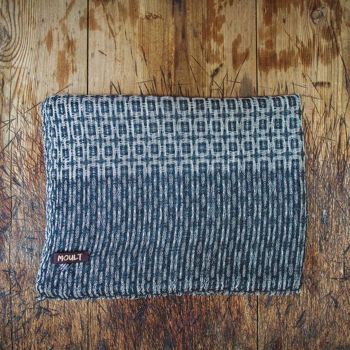 Moult - Wholesale Scarf - Women's - Black And Ivory Large Scarf1