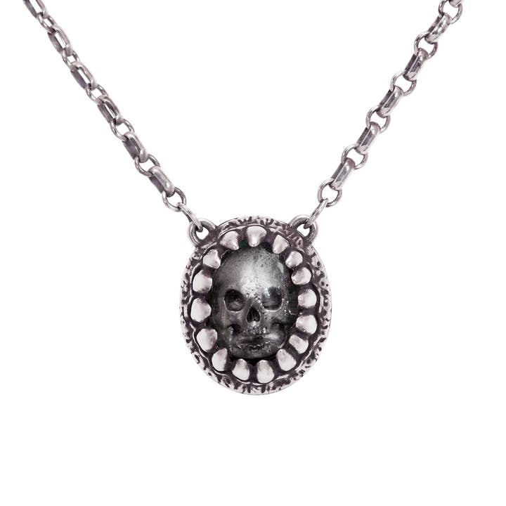 Donkerdraak Drakentand Ketting voor wholesale door Alex Streeter