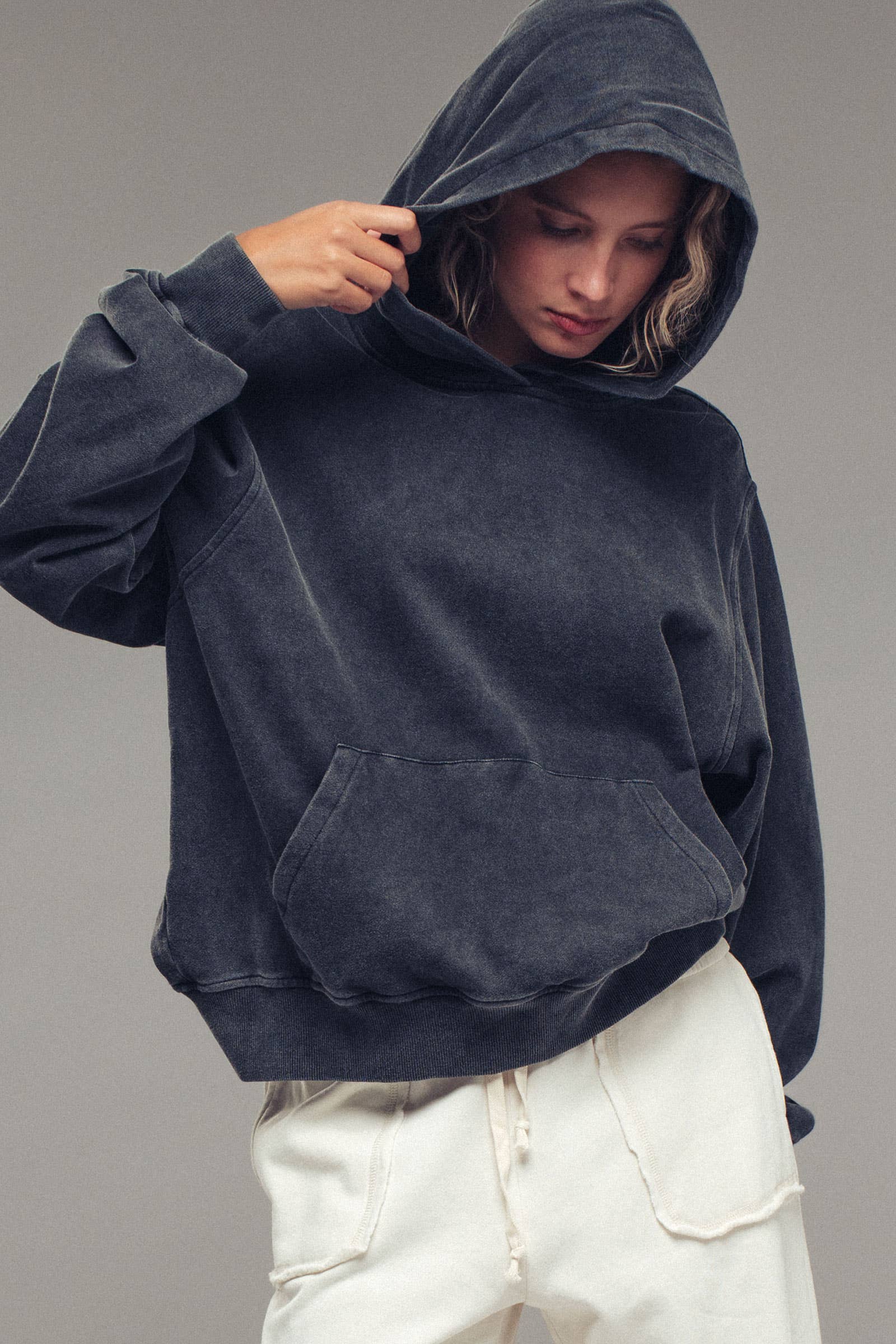 Urban Daizy - Wholesale Hoodie - Women's - Vintage Wash Oversized Brushed Hoodie35