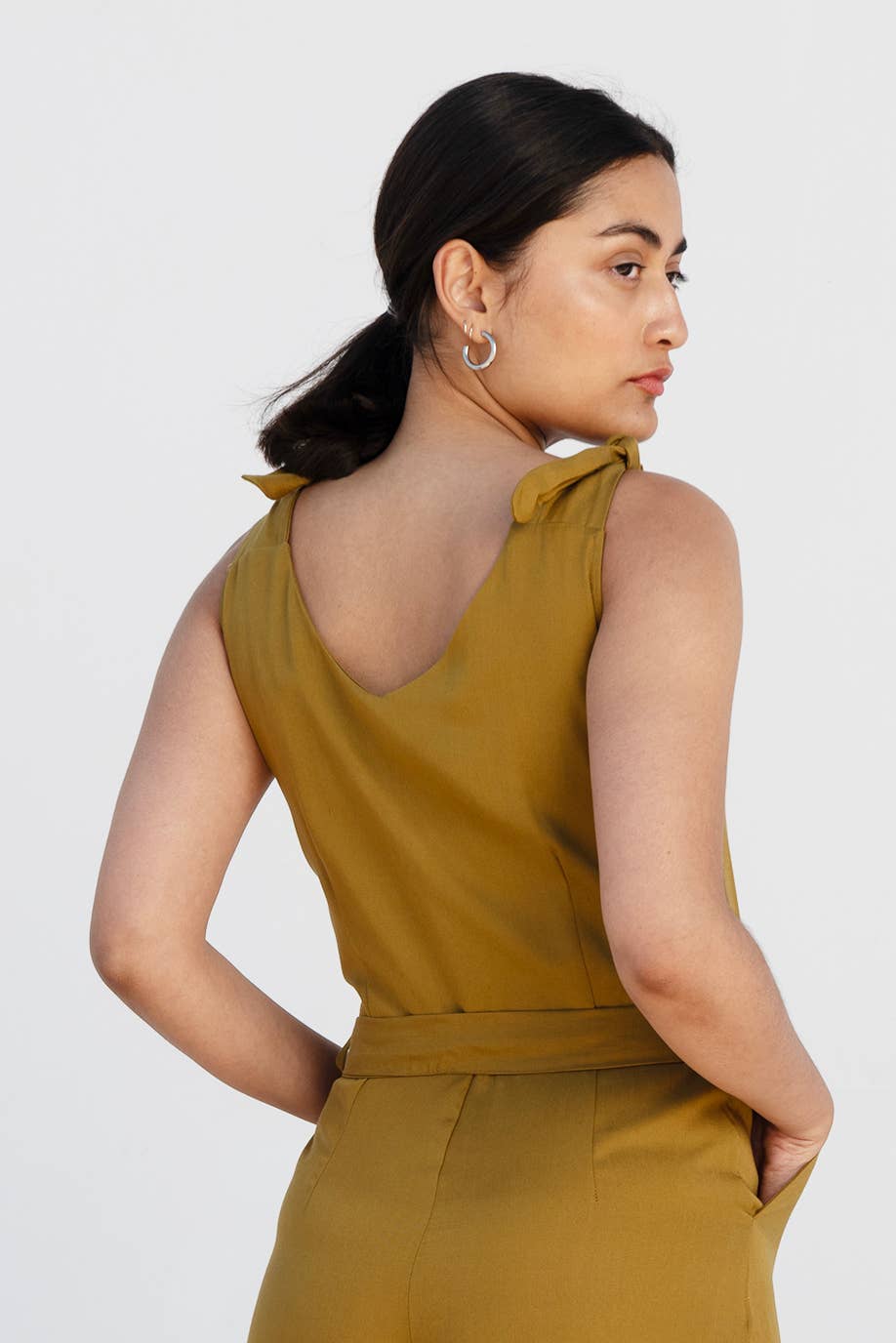 Studio Hertzberg - Venta al por mayor Peto - Mujer - Mono de Tencel FA-SA en color oliva7