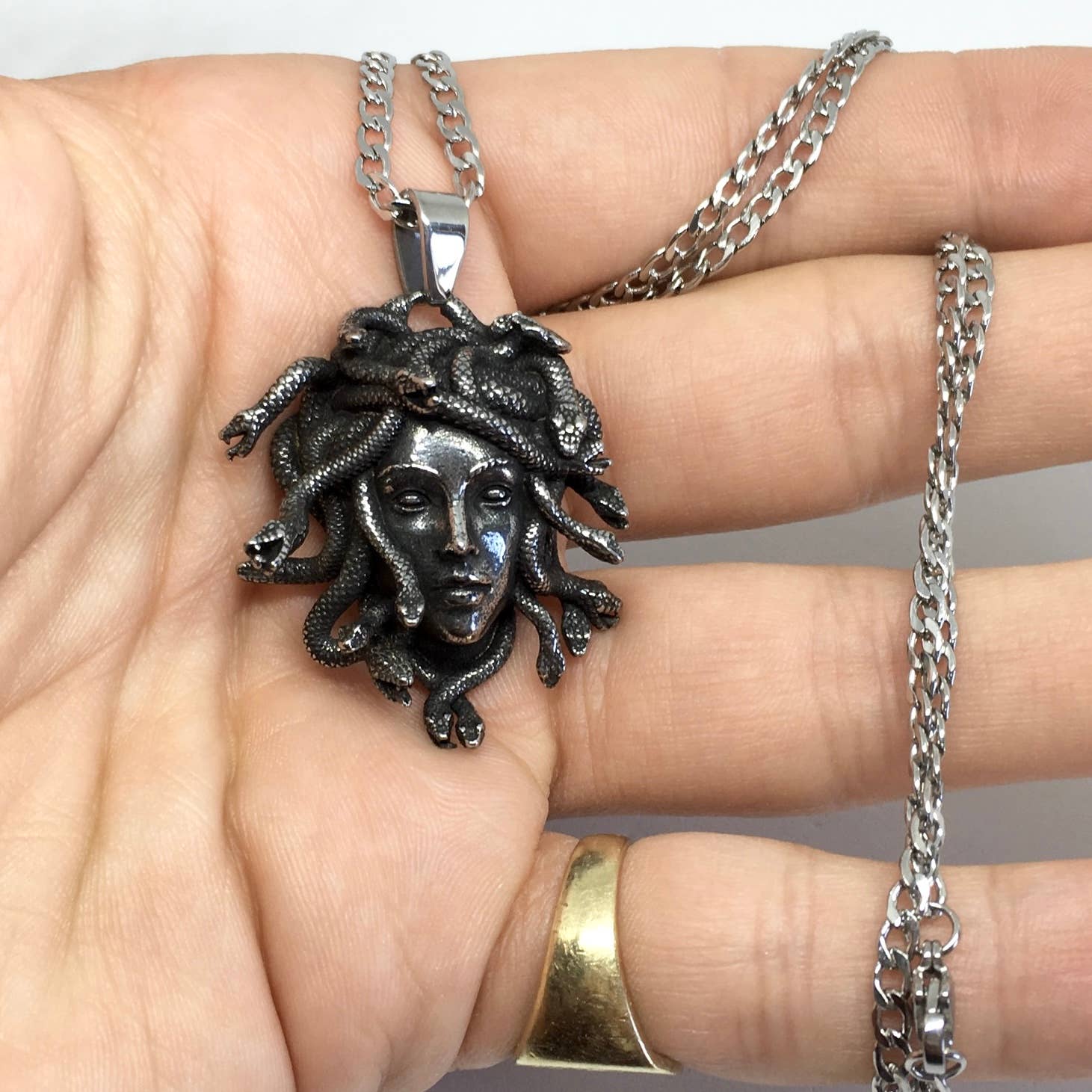 Gifts From The Crypt - Wholesale Pendant/charm necklace - Medusa Head Necklace Greek Mythology Stainless Steel Pendant1