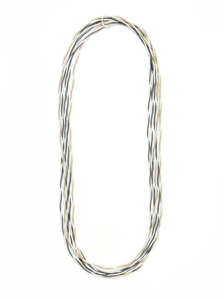Collier long en fil torsadé L63F or brillant, ardoise et blanc pour la vente par Sea Lily