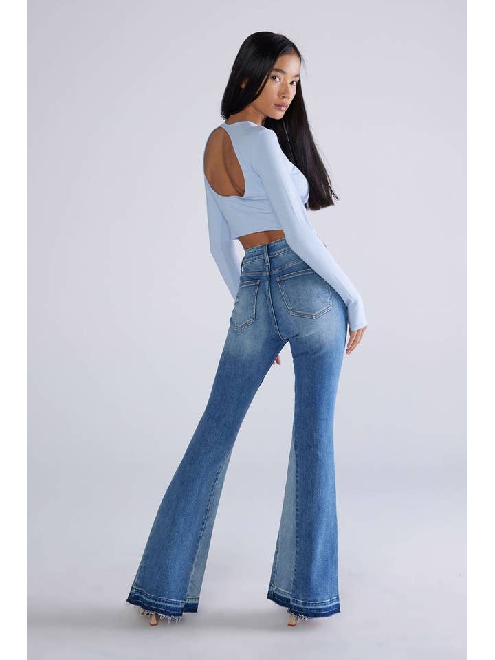 bleu Écharpe évasée à ourlet bloc de couleur bleu moyen pour femmes, automne en vente sur Faire5