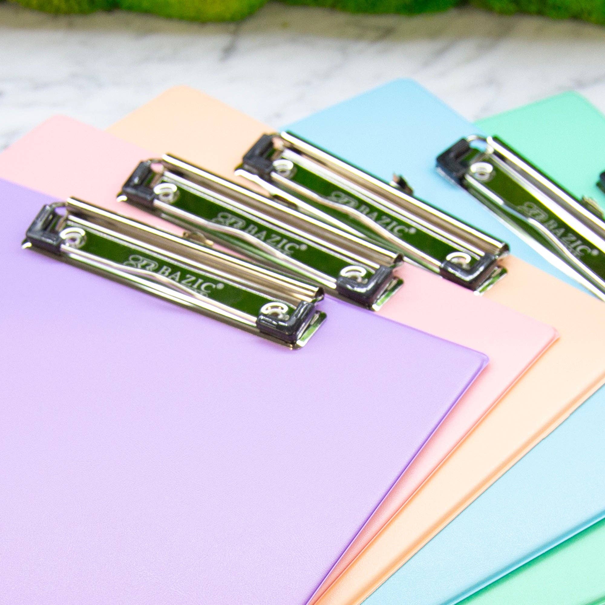 Luna Office Supply -  Everyday Essential - Vente Porte-blocs - Porte-bloc standard en PVC couleurs pastel avec pince basse6
