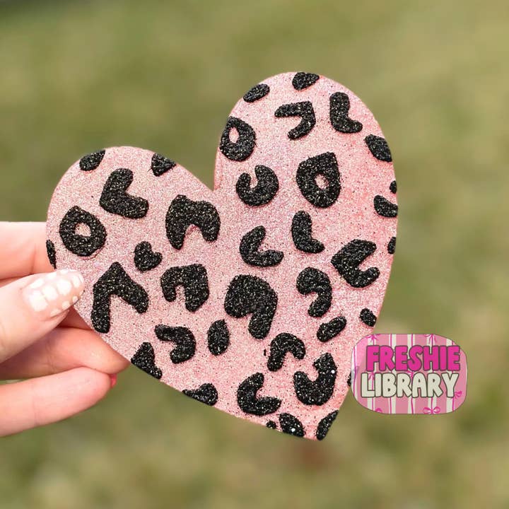 Ambientador de Coche Corazón de Leopardo para venta al por mayor de The Freshie Library