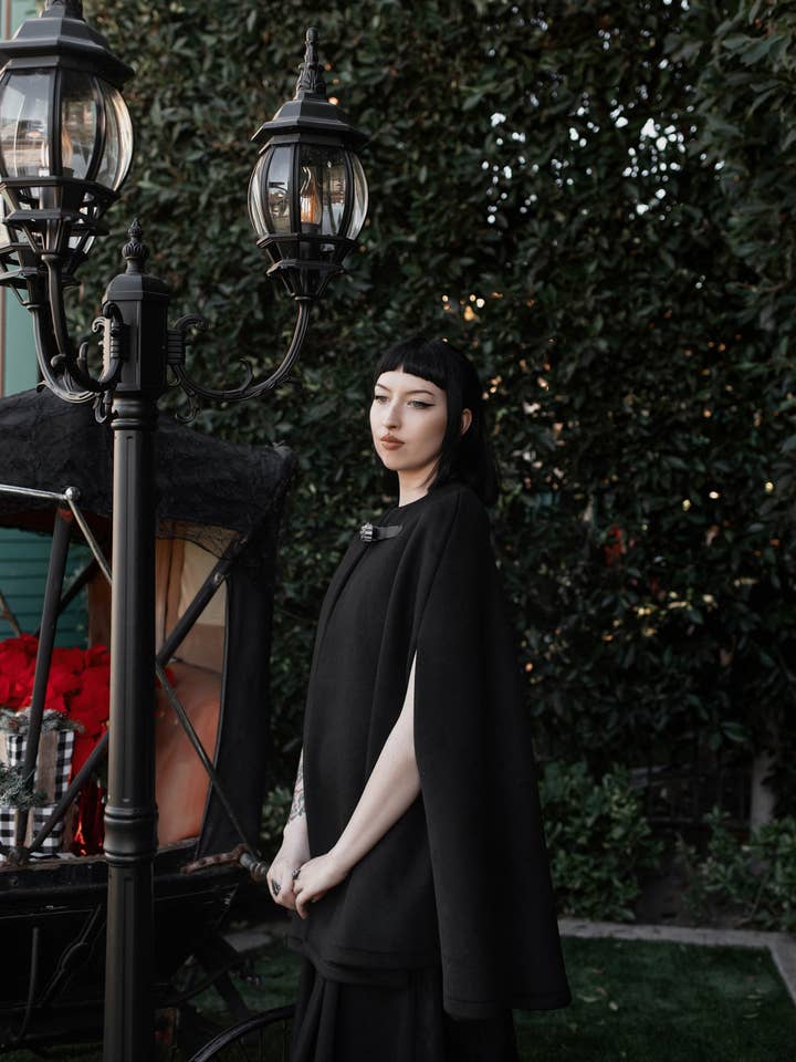 Lively Ghosts - Wholesale Cape - Women's - Seance Cape6