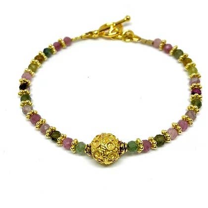 Gianni bracelet and its pretty stones for wholesale by Les Hippies