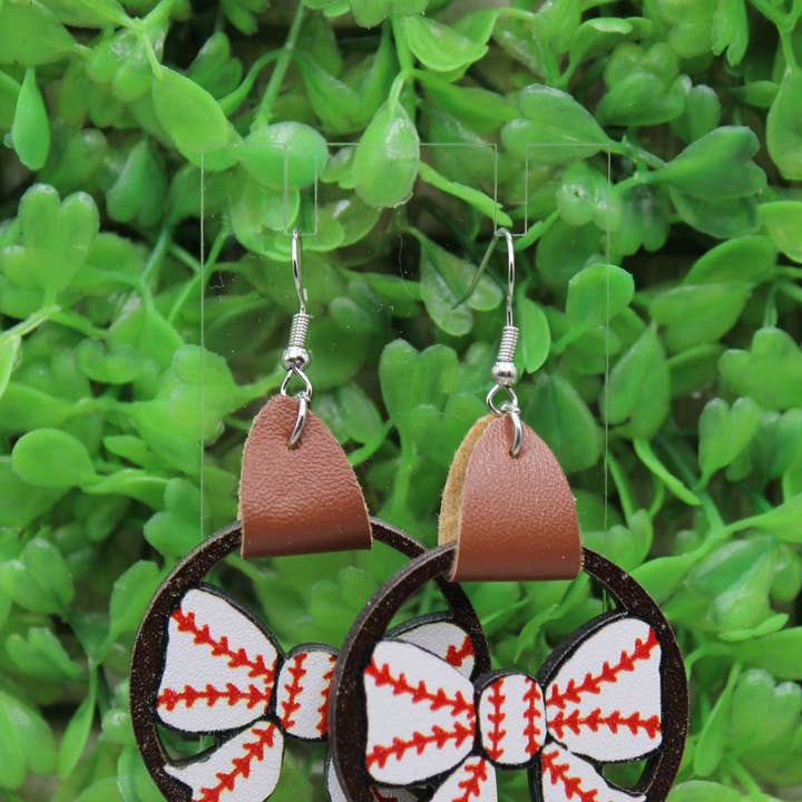 Baseball-Bogen-Kreis Holz-Ohrringe zum Baumeln für den Großhandel von Hylidae Boutique