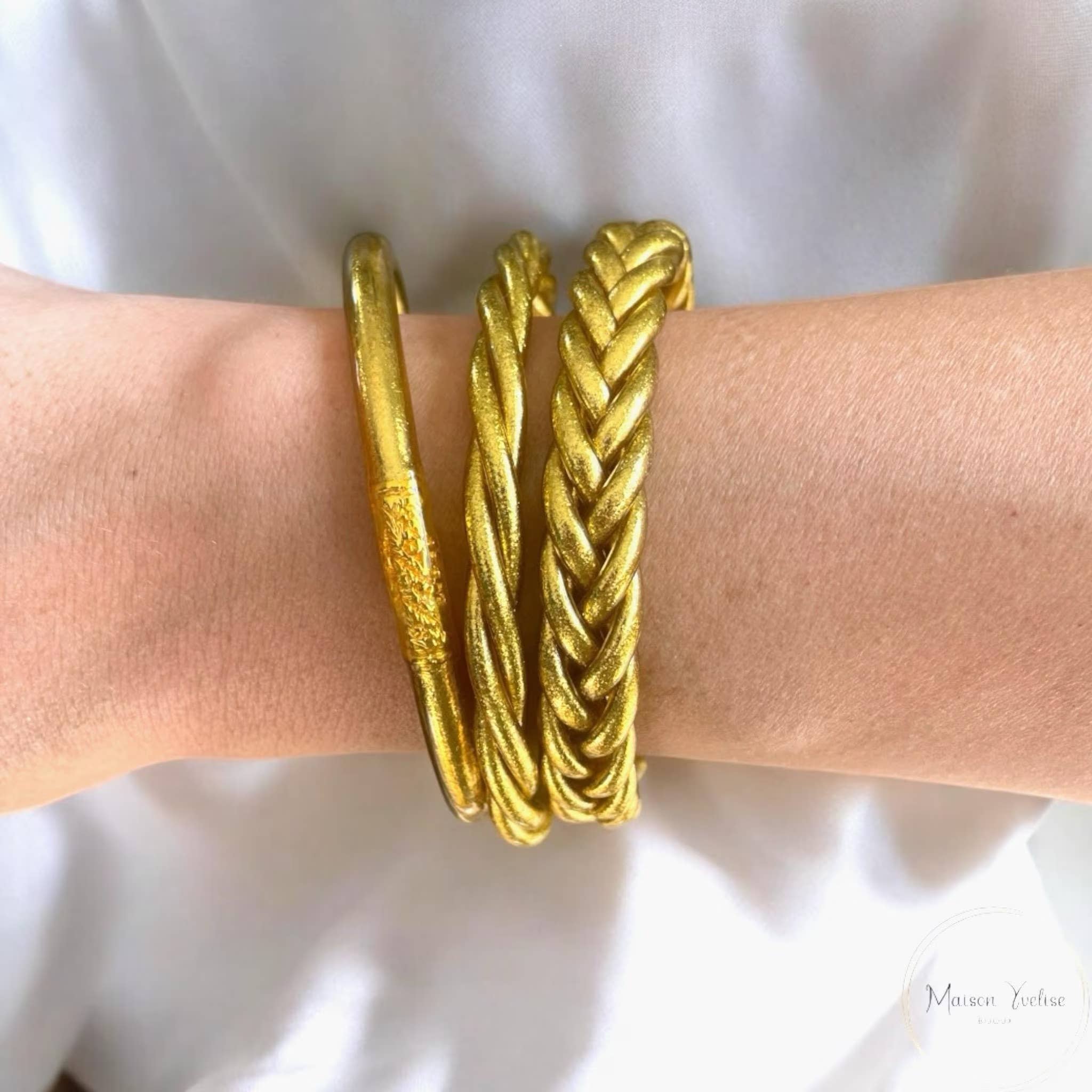 Maison Yvelise - Wholesale Bangle bracelet - Twisted Thai Buddhist Bangle Bracelet Gold3