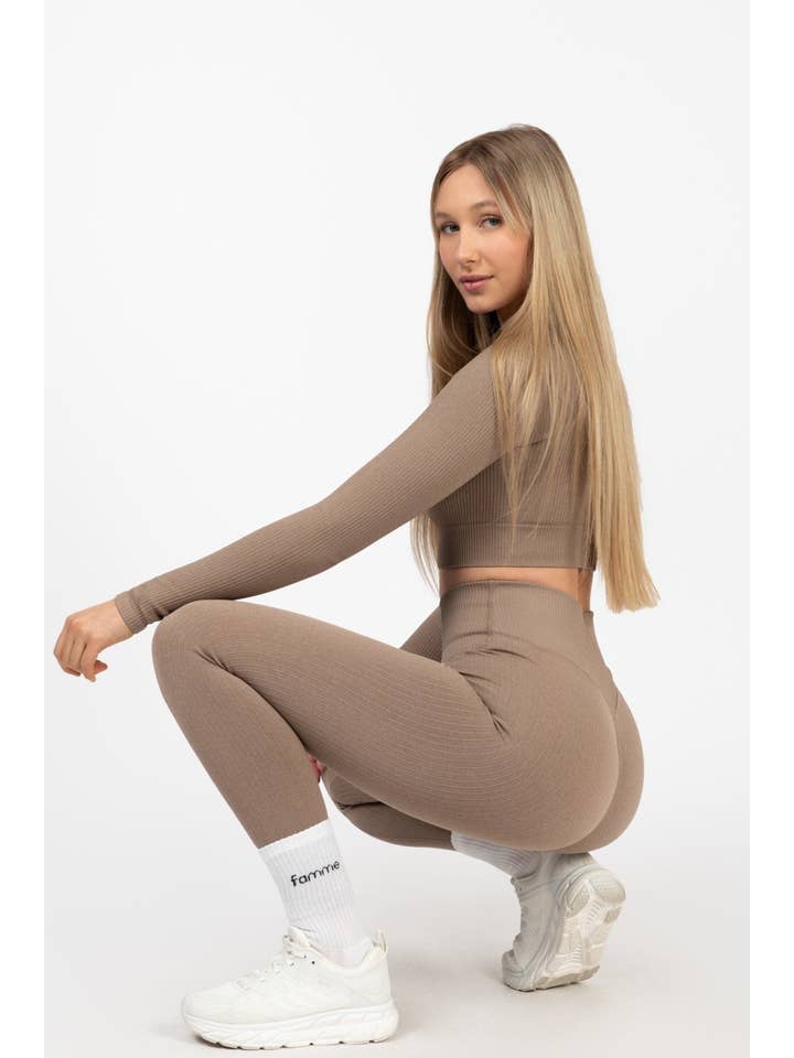 Famme - Wholesale Athletic/Lounge Leggings - Women's - Ribbed Seamless Tights