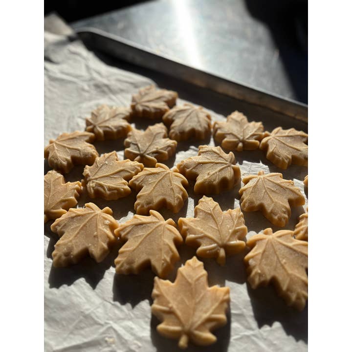 Maple City Candy - Wholesale Hard Candy - Vermont Maple Candy - Large Maple Leaf - 1.5 oz.1