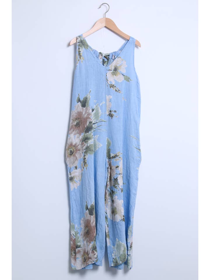 Shyloh - Wholesale Onesie - Women's - Flowy long dress with floral print and straps 2059919