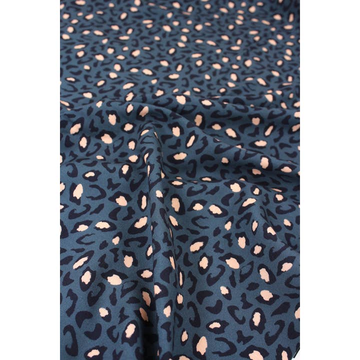 Eglantine et Zoé – wholesale Fabric – Bagheera Blue Viscose Fabric4