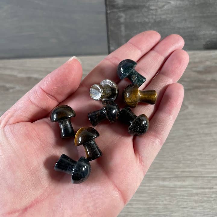 Keystone Crystals – wholesale Spiritual stone/crystal – Small Gemstone Mushrooms for Crystal and Gift Shops 11