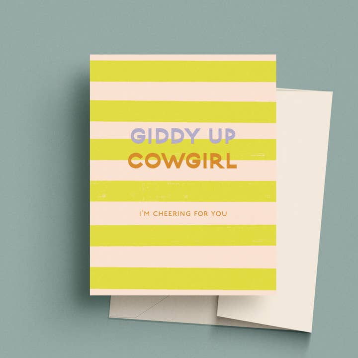 Biglietto Giddy Up Cowgirl per la vendita all'ingrosso da parte di Library Design Co.