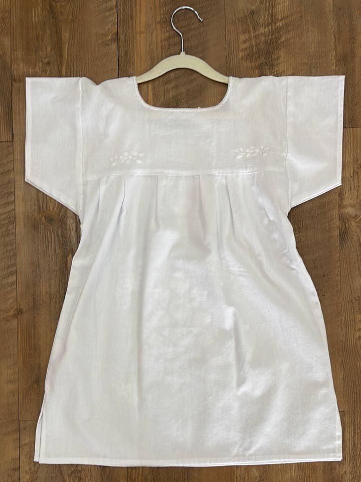 Cielito Lindo - Venta al por mayor Vestido - Niños - Vestido mexicano para niñas blanco sobre blanco