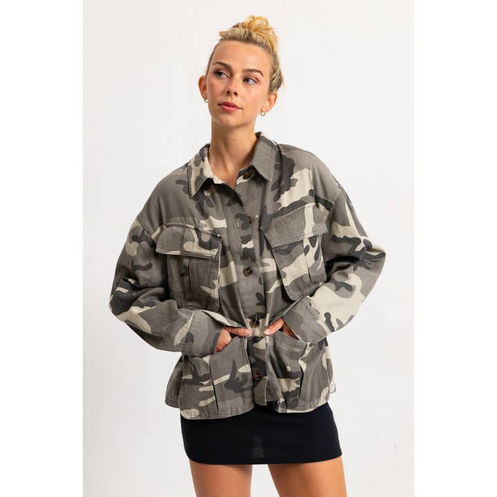 Favorite Girl - Wholesale Jacket - Women's - CAMOUFLAGE SOFT FABRIC OVERSIZED CARGO JACKET