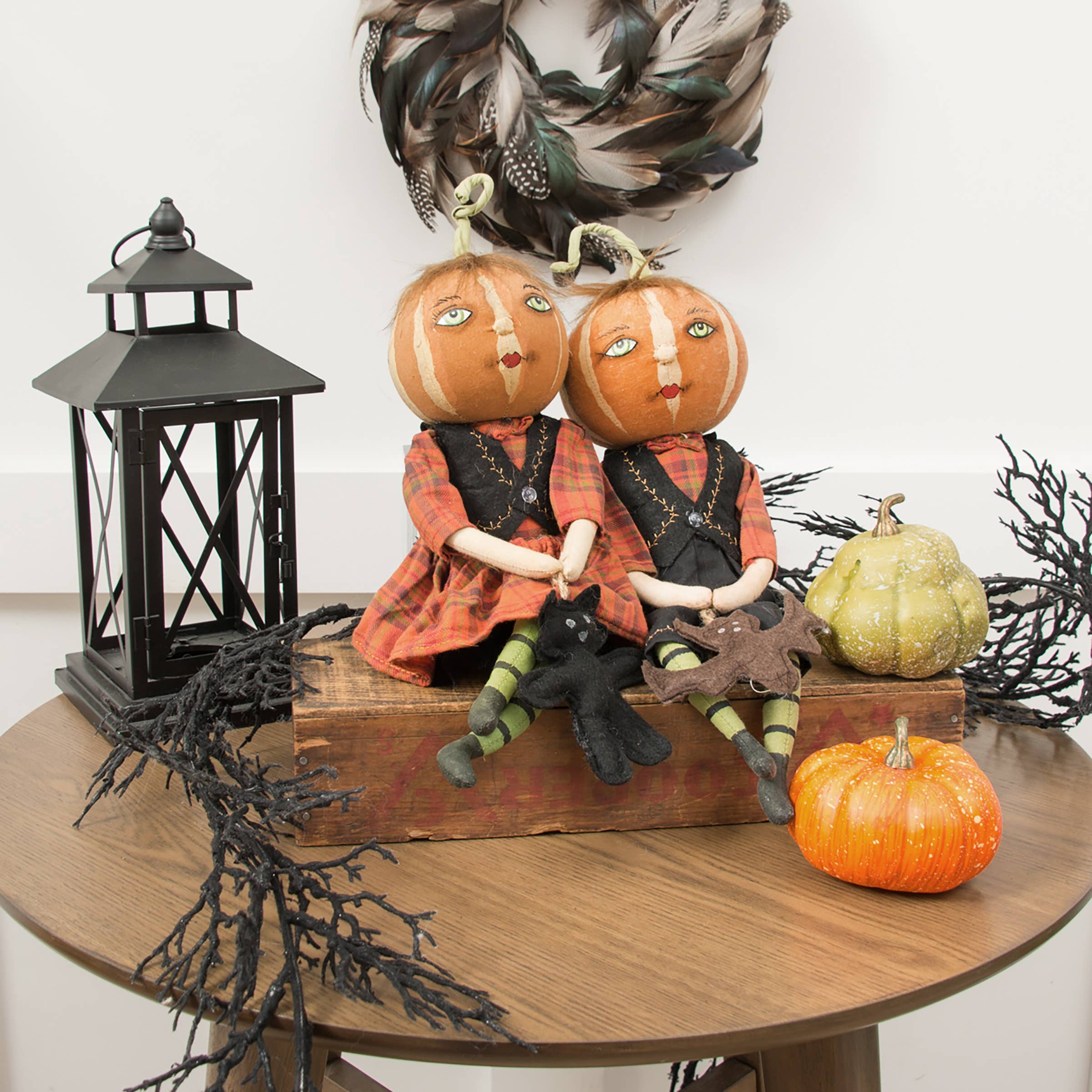 C&F Home - Vente Figurine décorative - Poupée artistique Nelly Pumpkin Gathered Traditions1