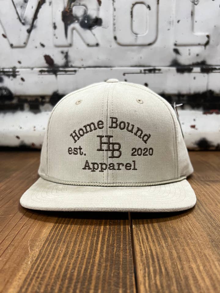 HB Cordkappe mit Markenlogo — Hellbraun für den Großhandel von Home Bound Company