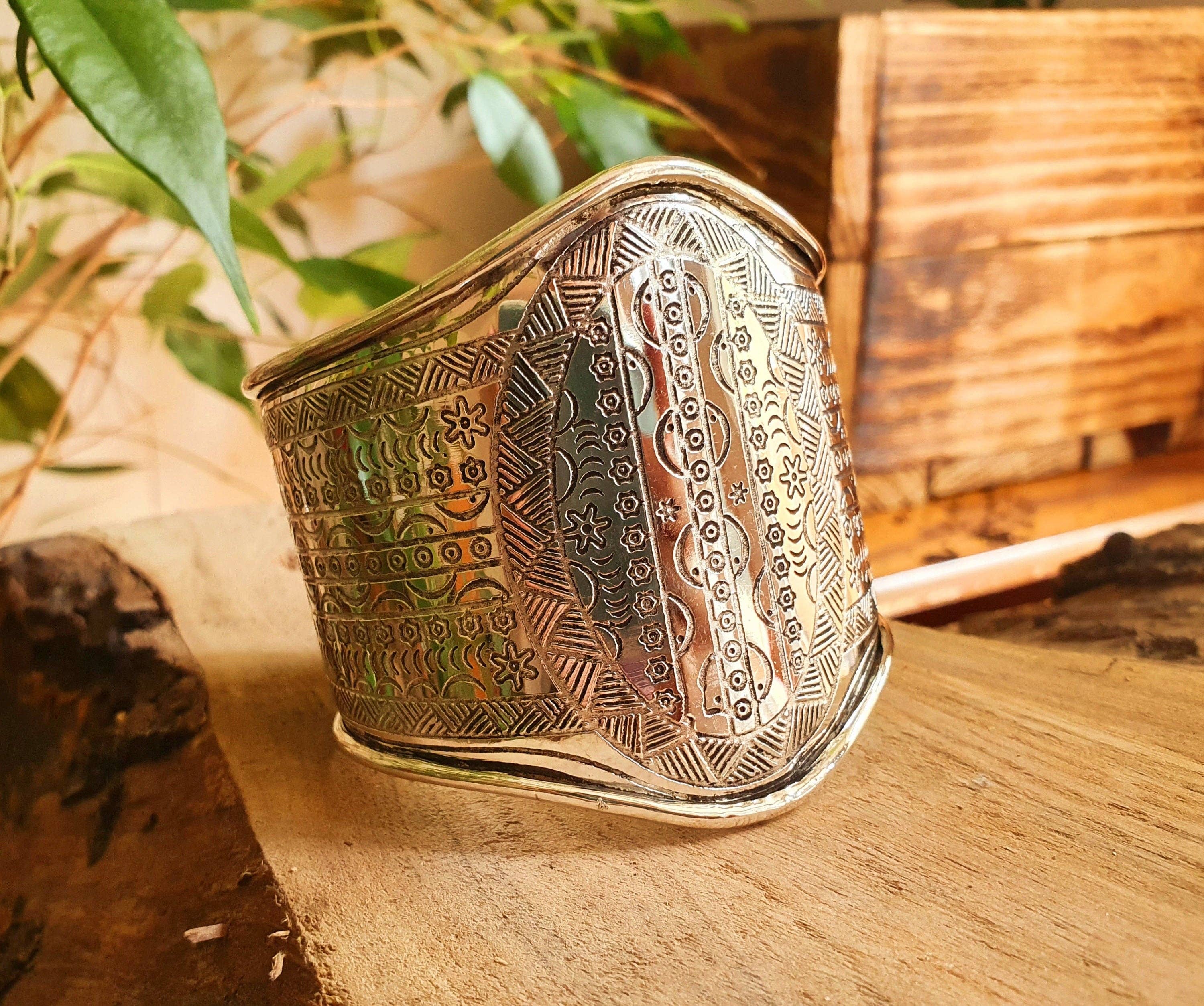 Kaali Boutique - Wholesale Cuff Bracelet - Aztec Silver Cuff Bracelet / Tribal / Inca / Mens / Unisex / Boho / Ethnic / Rustic / Bohemian / Hippie / Gypsy / Jewellery / Adjustable6