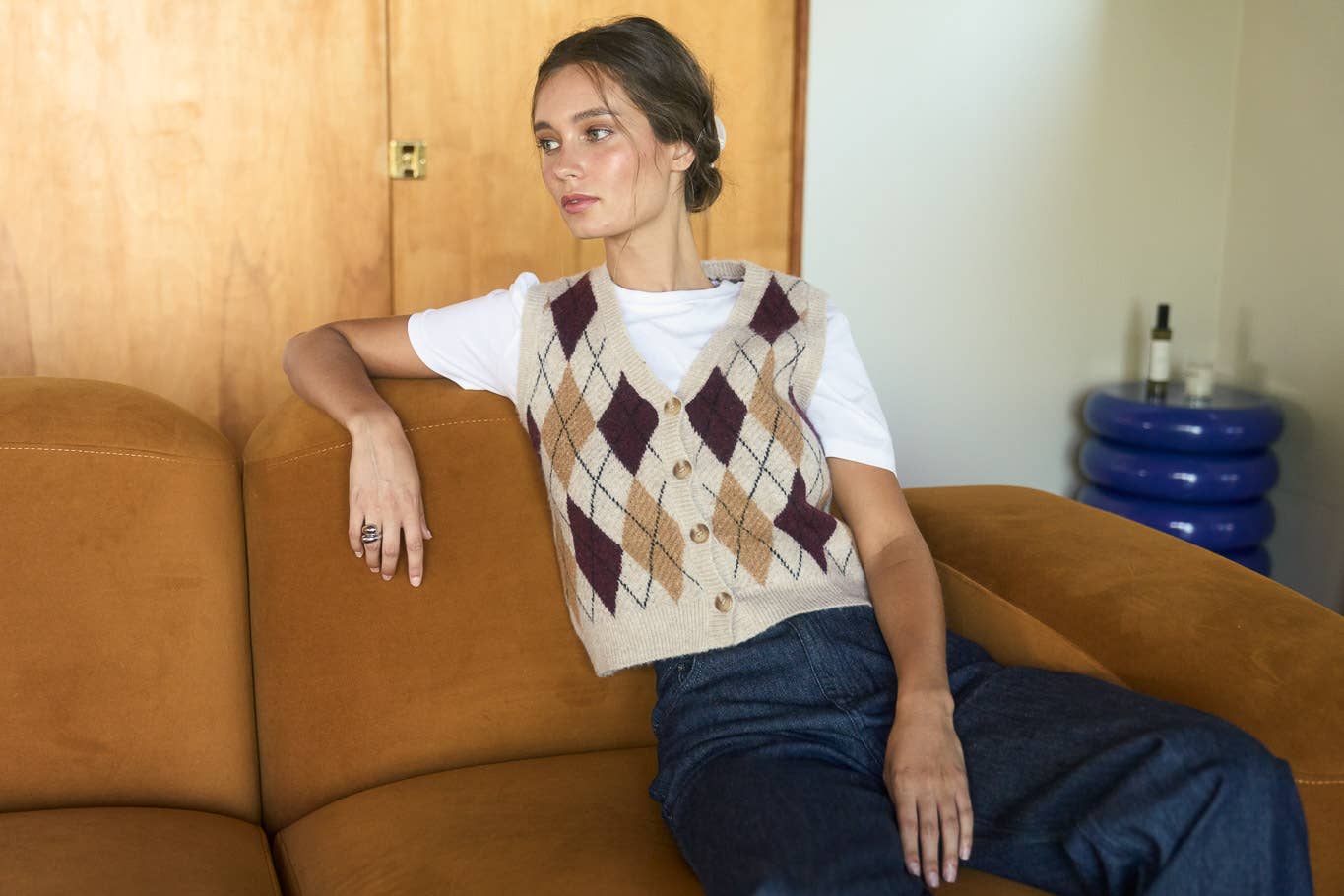 The Workshop Studio - Wholesale Outerwear Vest - Women's - ARGYLE PATTERN BUTTON DOWN KNIT CARDIGAN VEST15