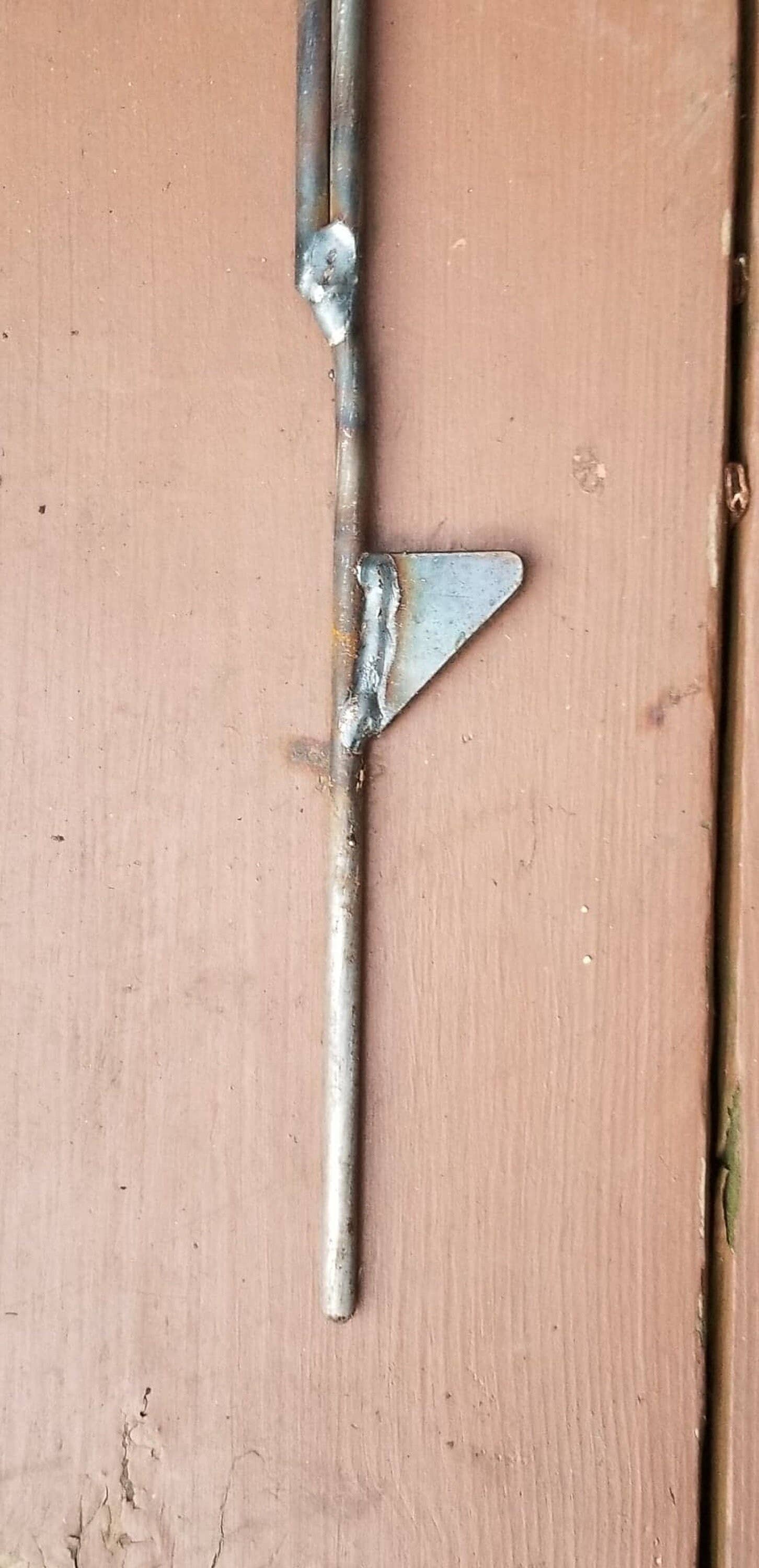 Designs by Dieter, LLC - Wholesale Garden/Lawn Stake - Perch Metal Garden Stake Right4